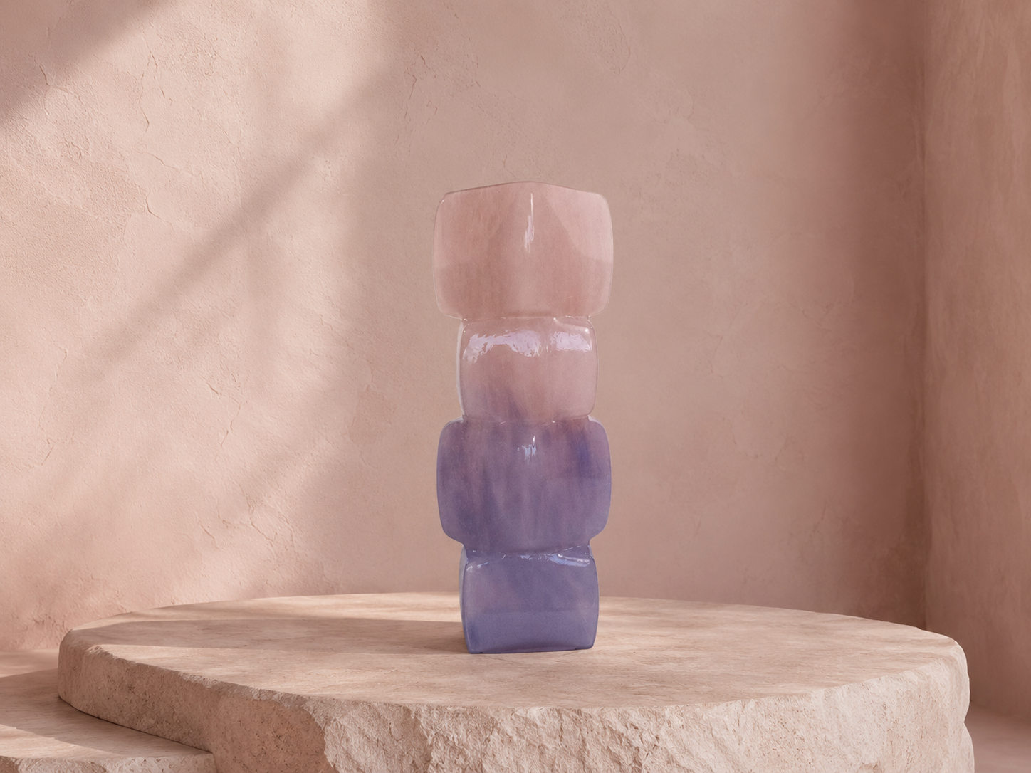 Amethyst Cristal Élan Vase - Grand hover preview