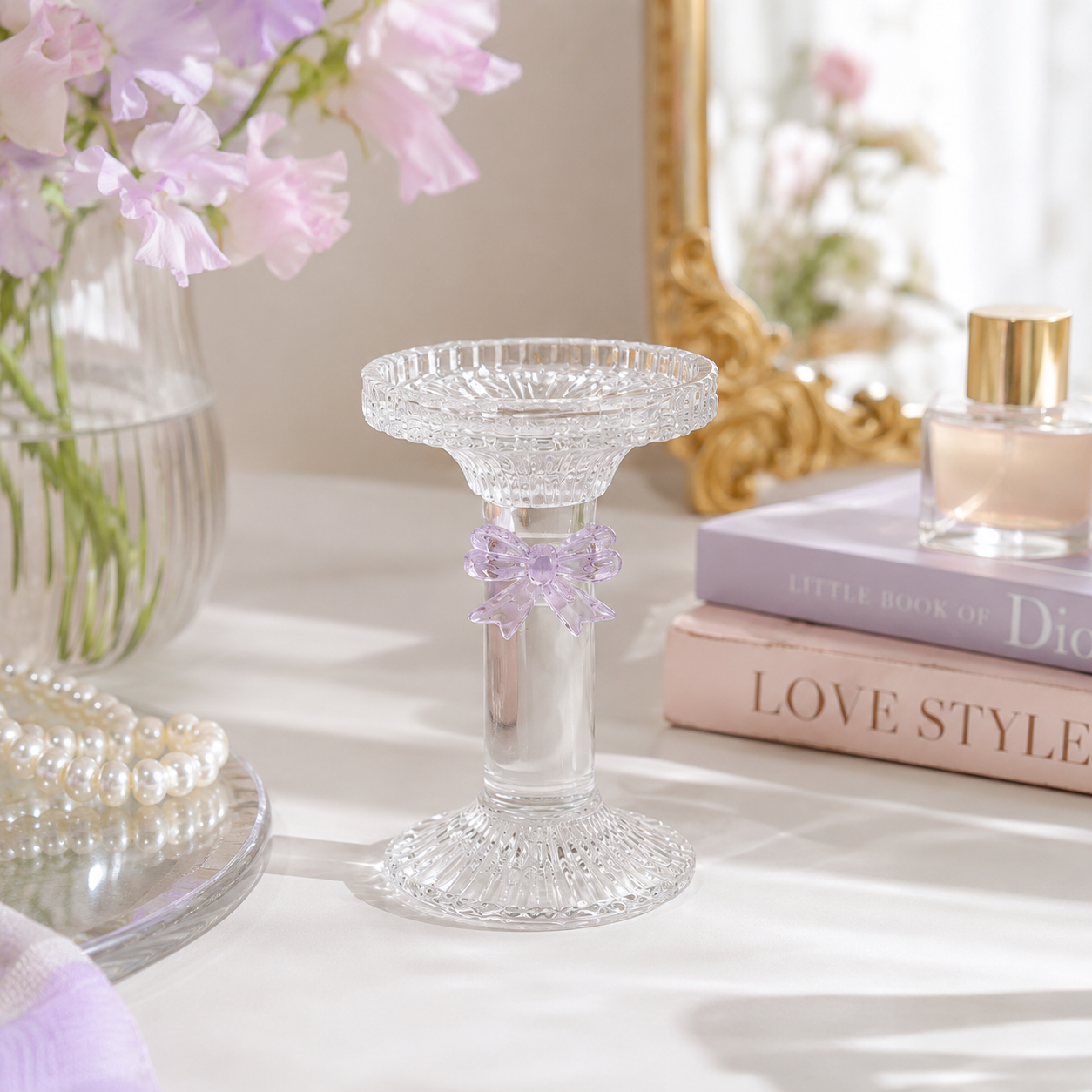 Aurelie Candle Holder - Petit hover preview