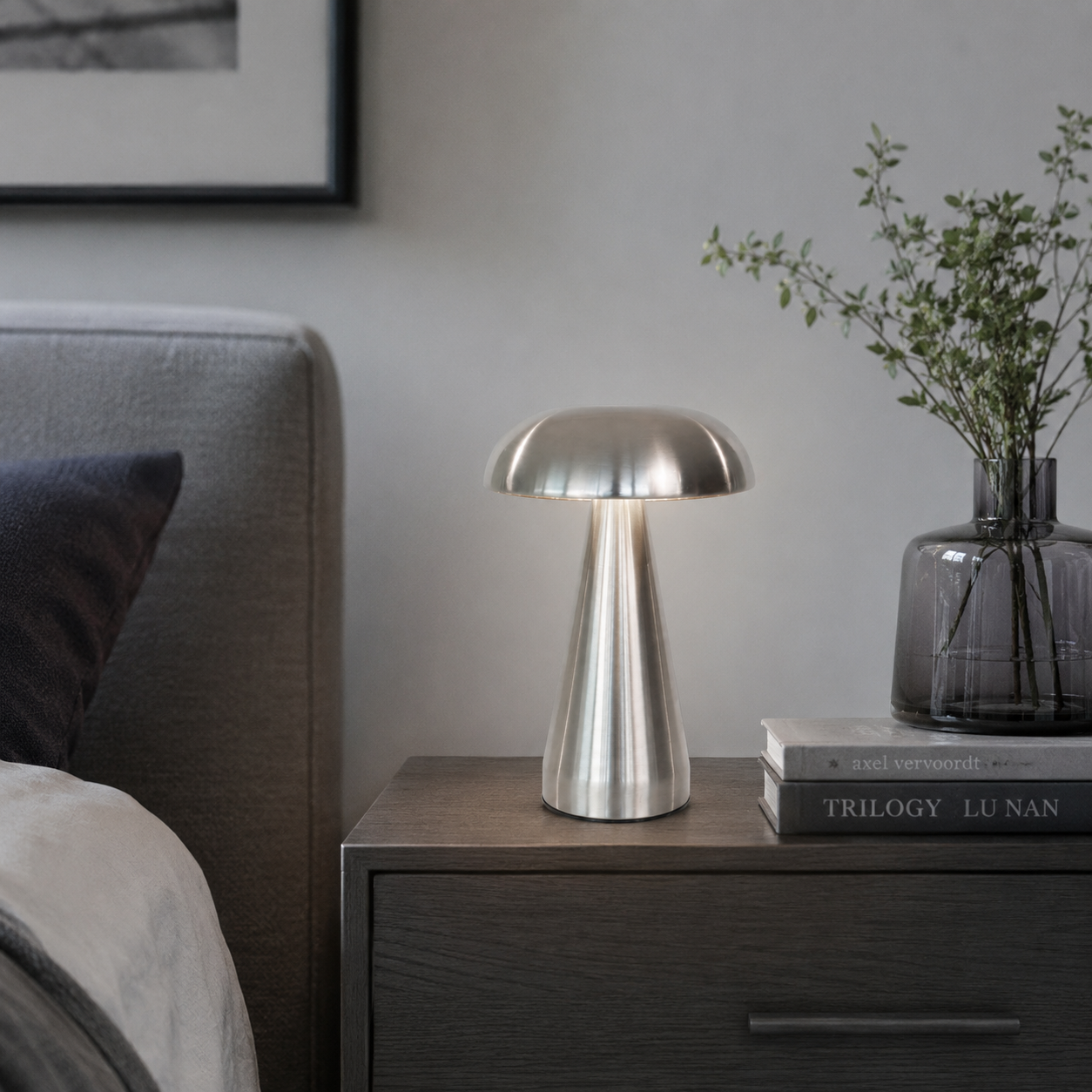 Aria Lamp - Silver hover preview