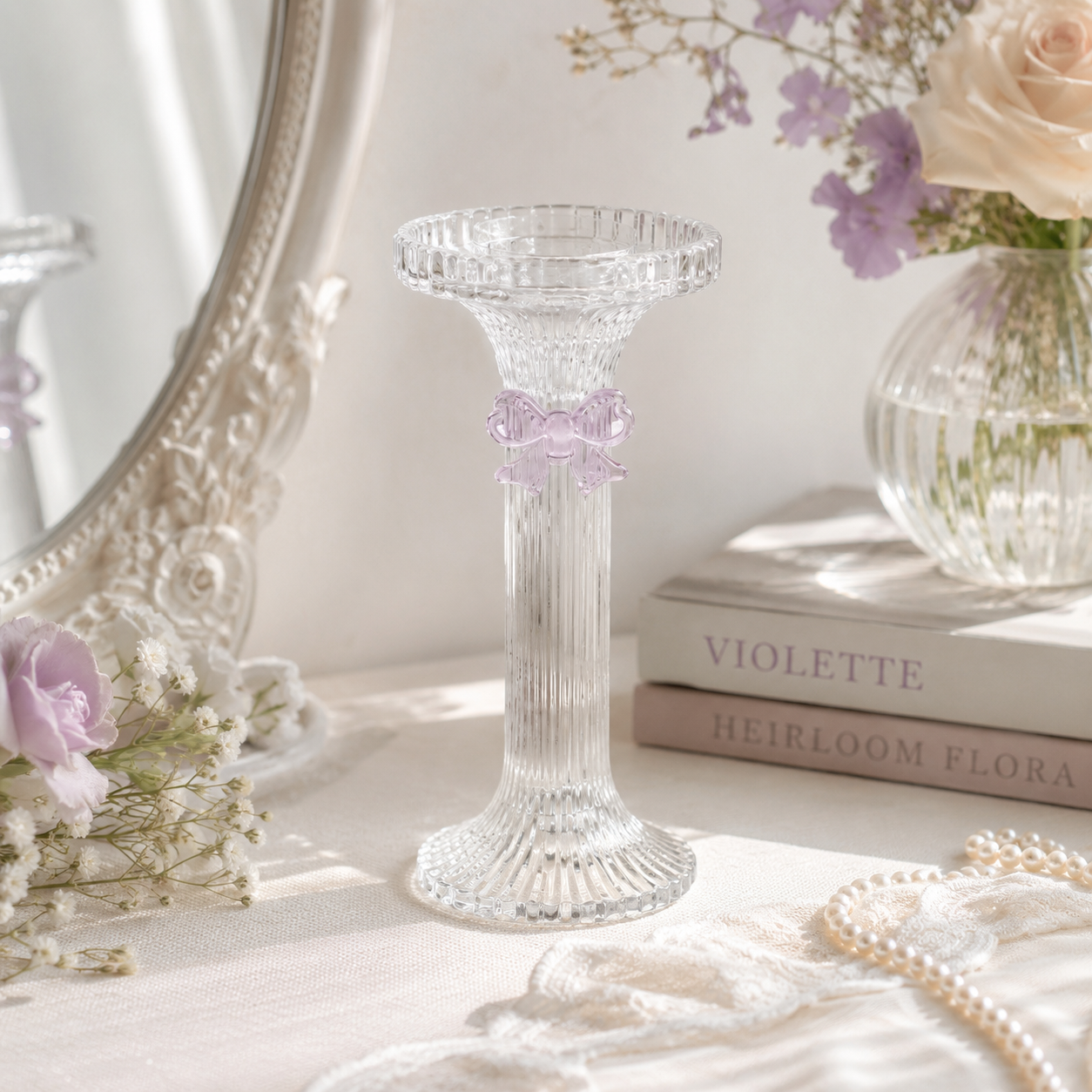 Aurelie Candle Holder - Grand hover preview